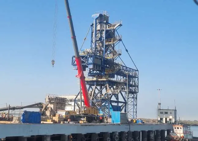 Ship loader for cement